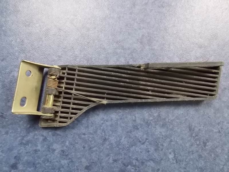 Педаль акселератора универсальная