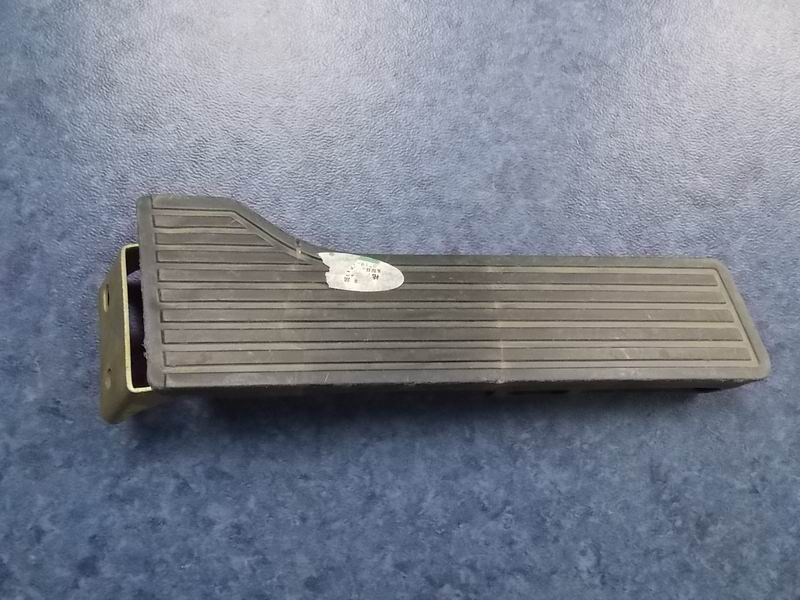 Педаль акселератора универсальная-1