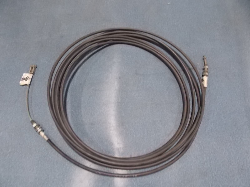 D throttle pull cable assembly