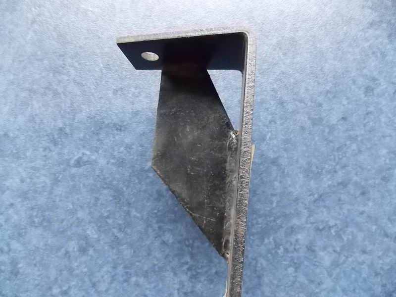 D idle lifting cylinder and stop cylinder support-3
