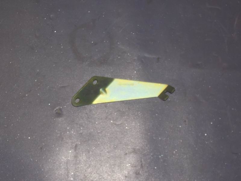 Кронштейн троса дроссельной заслонки; доступен для 1108-00873 поколения