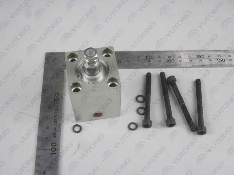 Idle lift cylinder component (same as 1584)