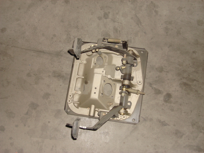 D Three-combination pedal assembly (with automatic cruise device, cancel the throttle