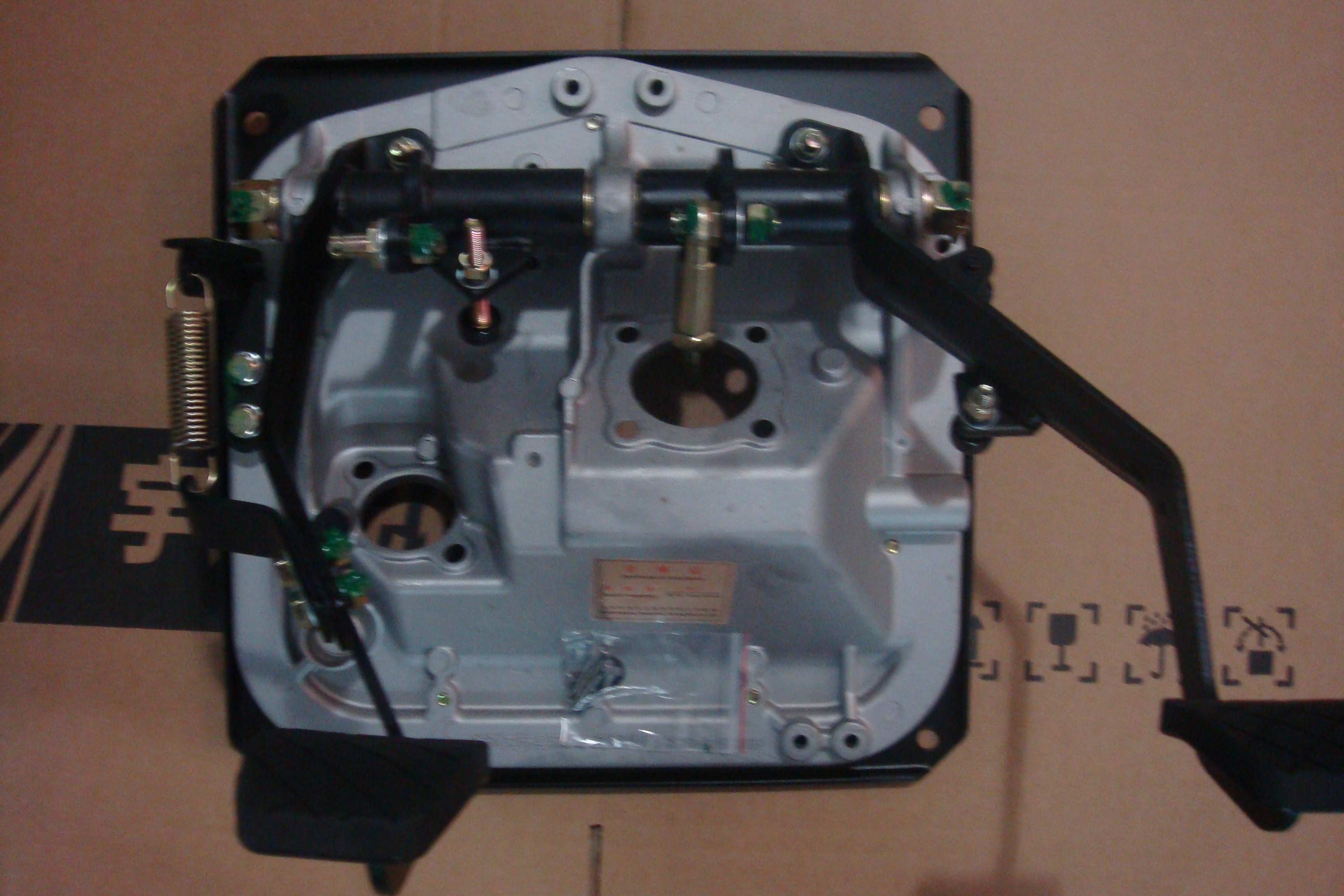 Pedal mechanism, two-combination pedal, hanging type