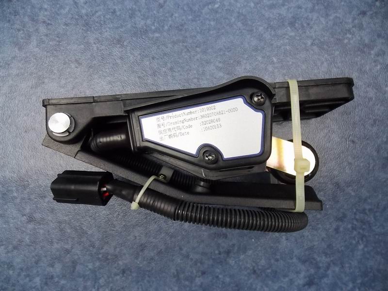 D Electronic throttle pedal assembly
