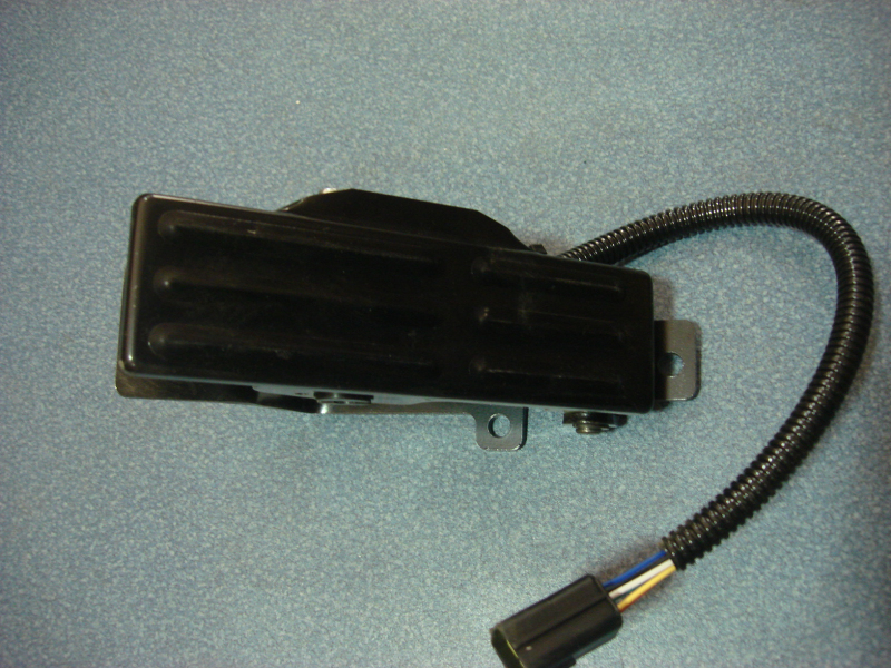 D Electronic throttle pedal assembly (with YC4F115-30)