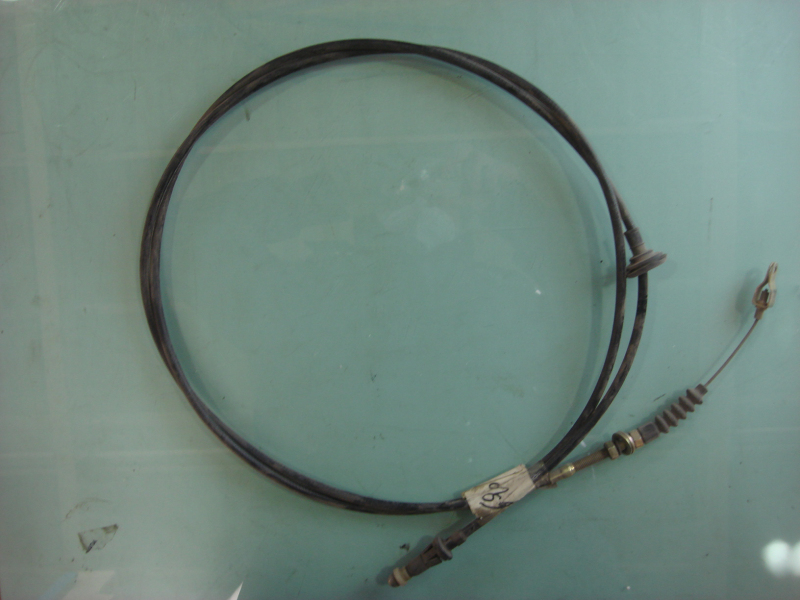 Трос дроссельной заслонки в сборе