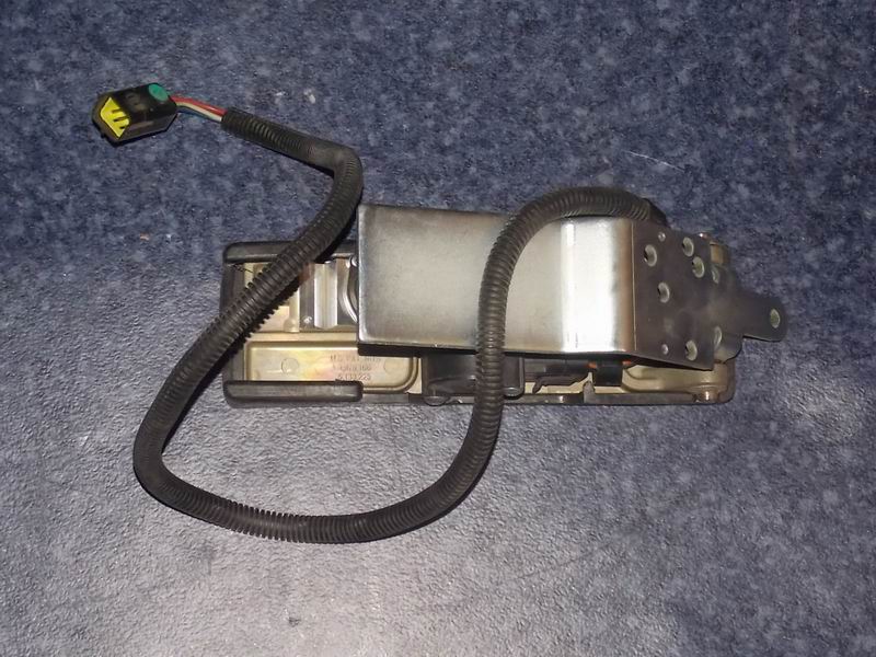 Электронная педаль акселератора (WILLIAMS с одноблочным насосом Yuchai DELPHI)-1