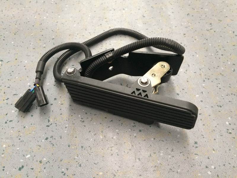 Педальный механизм, педаль акселератора, напольная-1