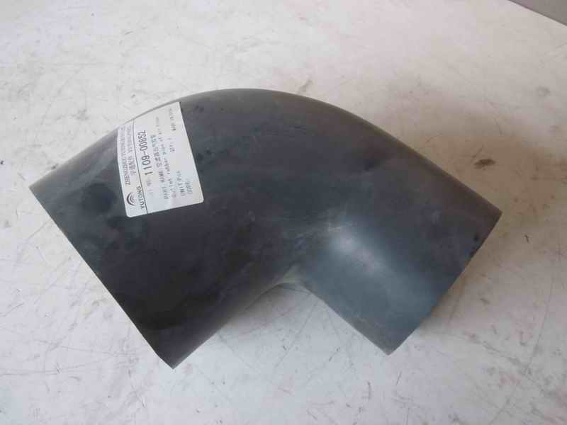 Right angle hose, Φ102-Φ132, 150/150, rubber