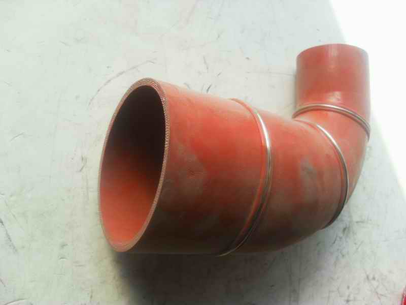 Right angle hose (Φ60-Φ101, 135/210, silicon)