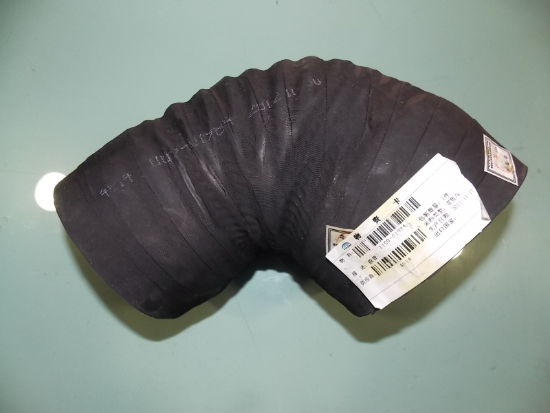 Угловой шланг (Φ 110- Ф 132 , 160 / 124 )