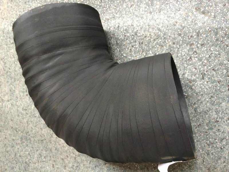 Резиновая формованная труба (внутренний диаметр φ 132 , 90 °, формованная труба)