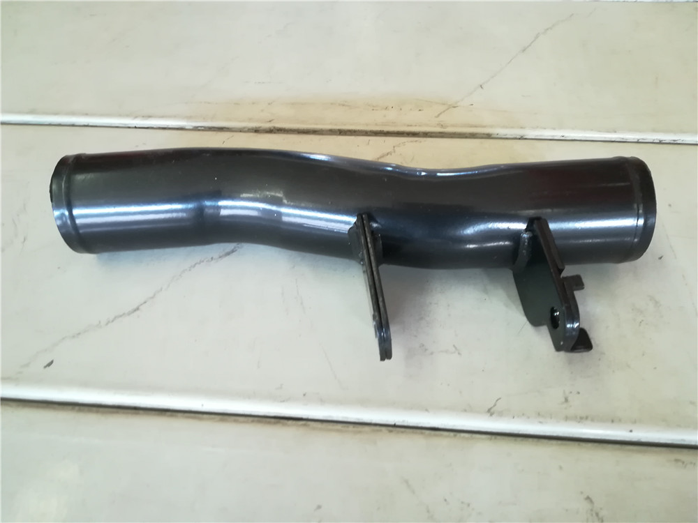 Шланг воздухозаборника; жесткая трубка-интеркулер-1