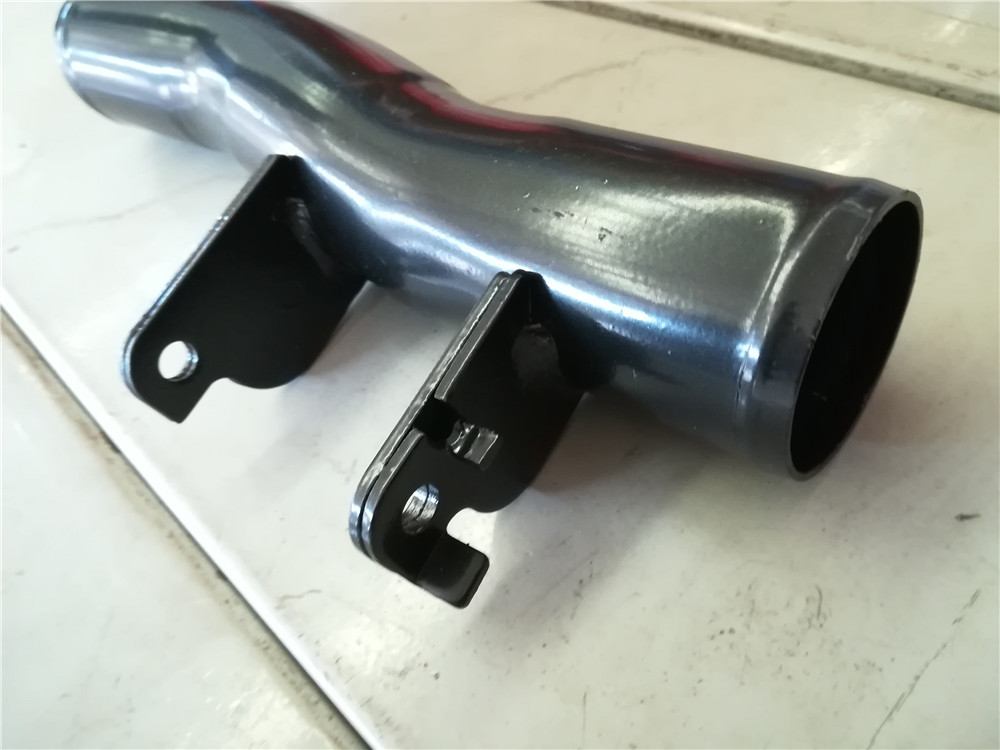 Шланг воздухозаборника; жесткая трубка-интеркулер-2