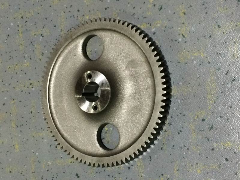 Шестерня топливного насоса высокого давления-1