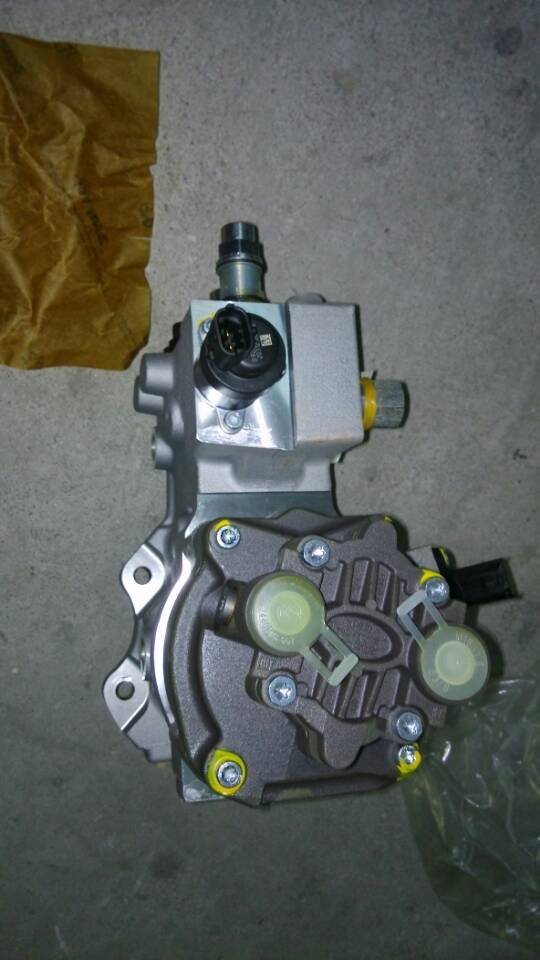 Fuel injection pump; can be replaced by 1111-00383-1
