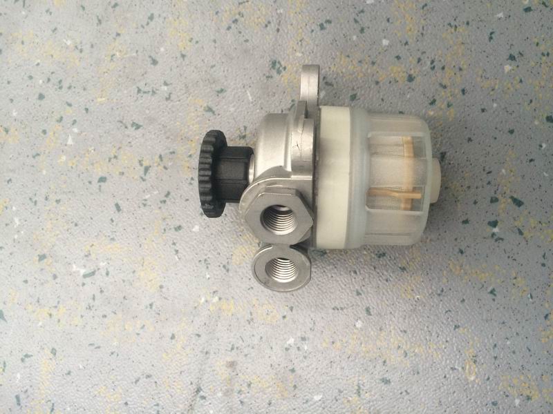 Oil transfer pump; can be replaced by 1111-00929