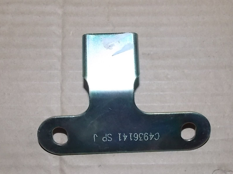 Fuel injection pump bracket; can be used for 1111-00343 generations