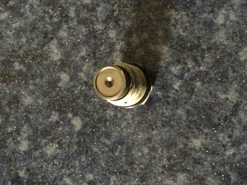 Oil rail pressure limiting valve-1