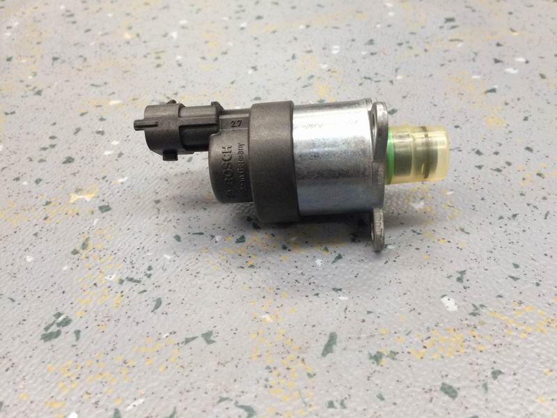 Oil inlet metering proportional valve