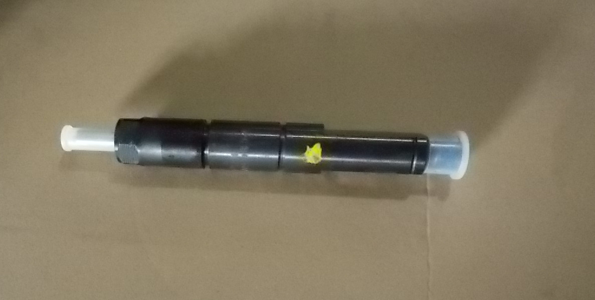 Fuel injector; can be replaced by 1112-00383