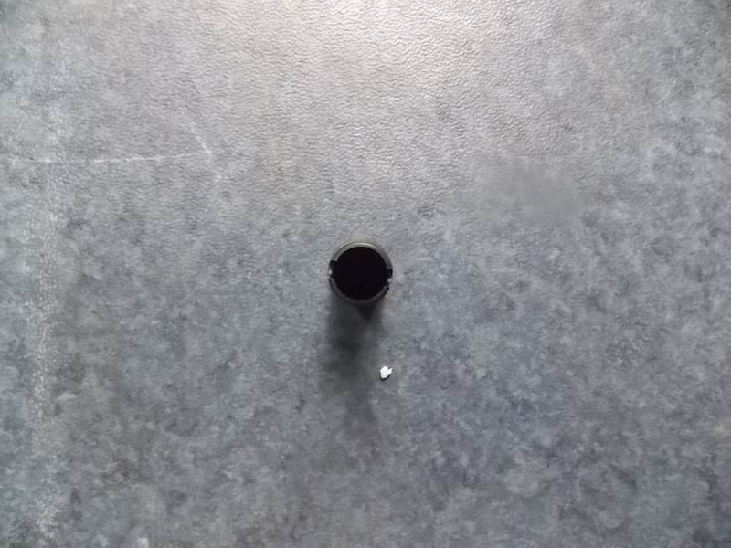 Fuel injector sealing sleeve-1