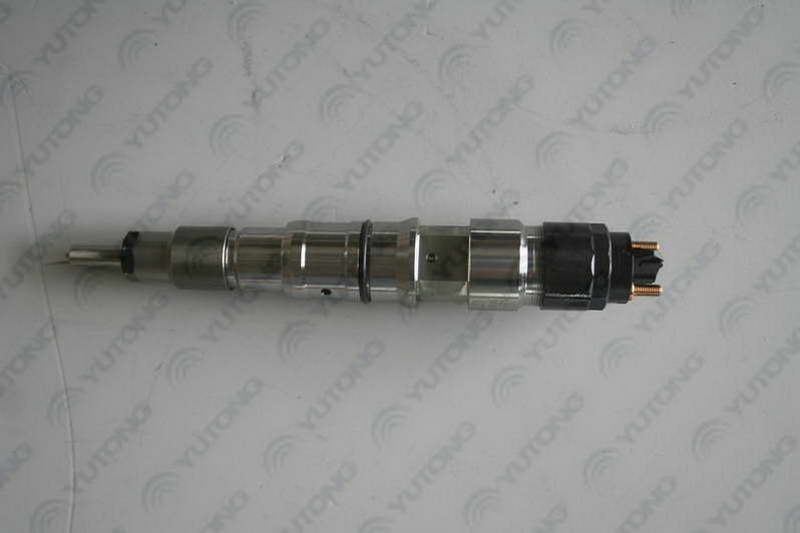 Fuel injector