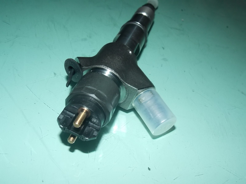 喷油器;可用1112-00279替代-1