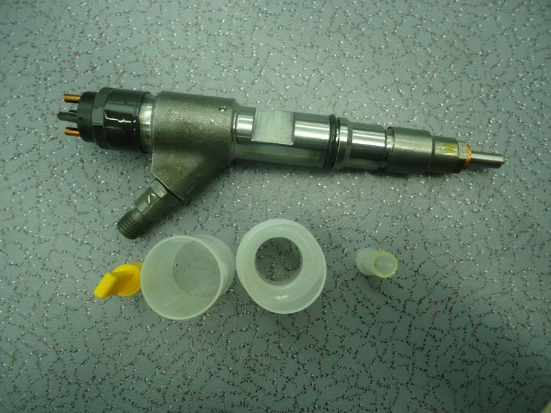 Fuel injector