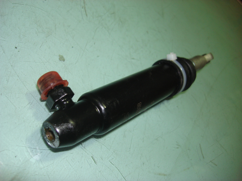 Oil-breaking cylinder-1