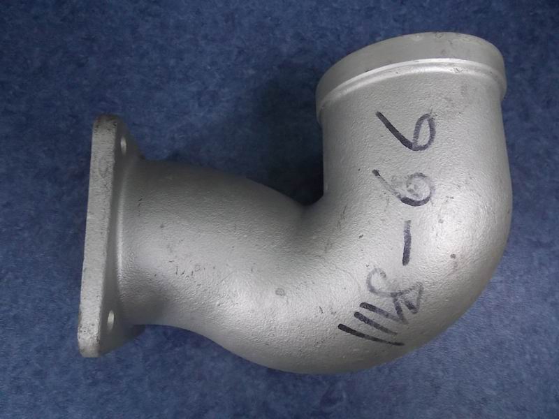 D Supercharger exhaust gas outlet pipe