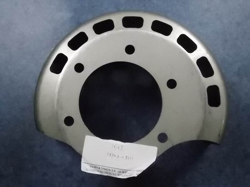 Supercharger heat shield