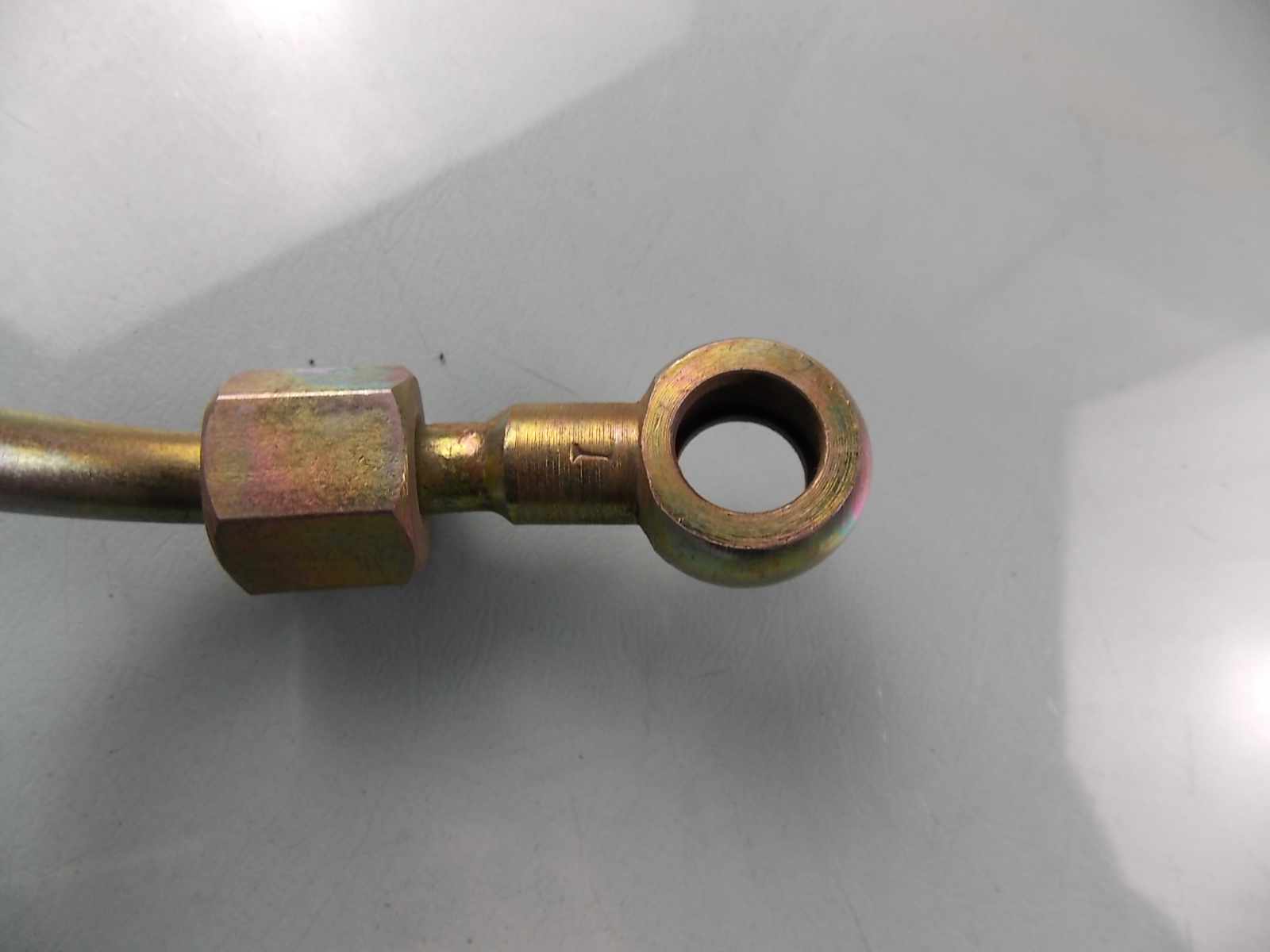 Supercharger oil inlet pipe-1