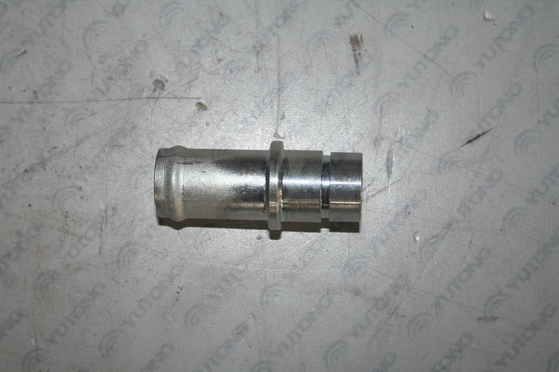 Supercharger return pipe joint; can be used for generations 1118-00341