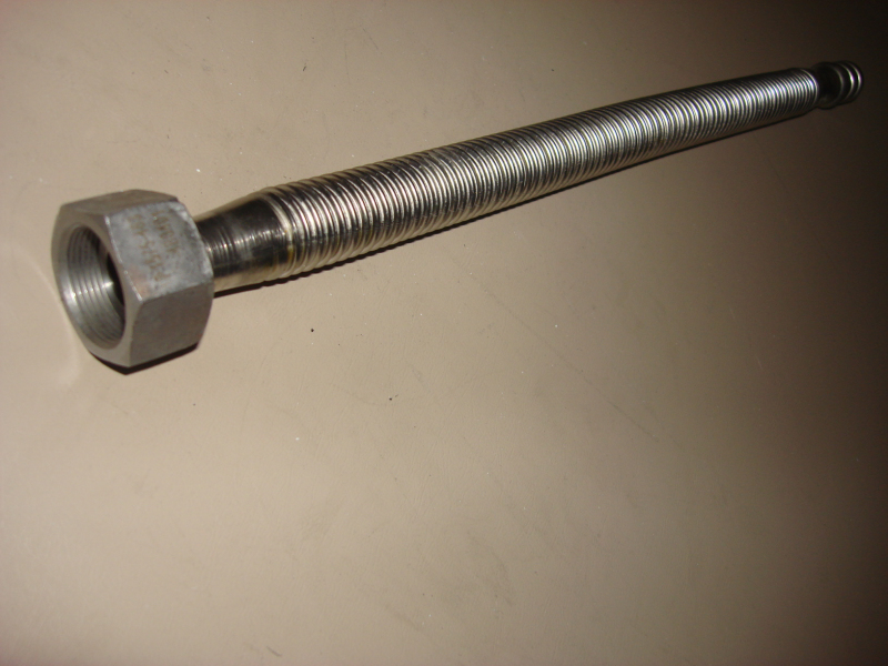 Supercharger oil return pipe-1