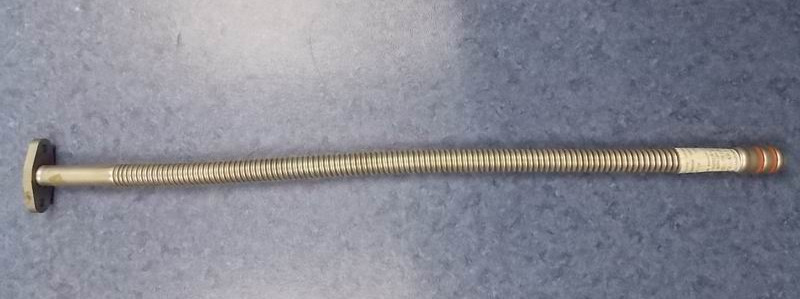 Supercharger oil return pipe