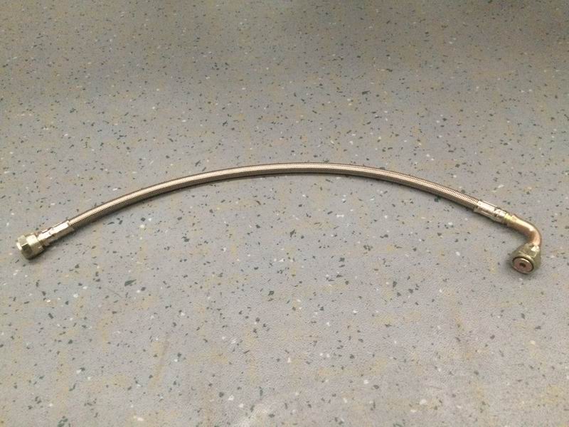 Supercharger oil inlet hose