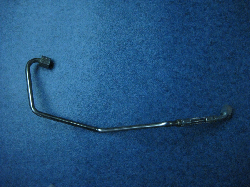 Supercharger oil inlet pipe-1