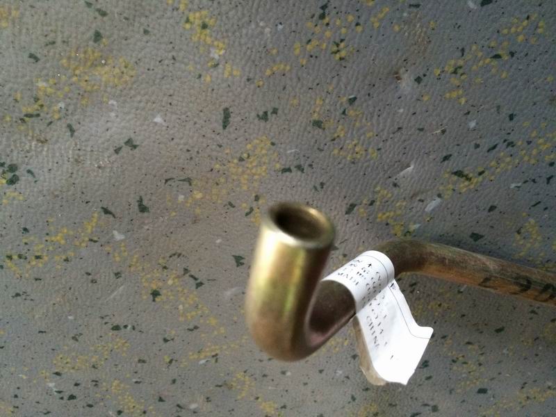 Supercharger pressure oil pipe-1