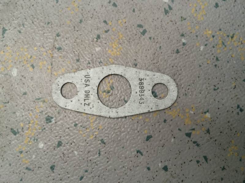 Уплотнительная прокладка маслопровода нагнетателя-1