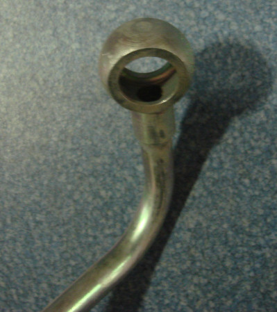 Трубка возврата дизельного масла-распределитель топлива на шланг возврата масла в целом автомобиля-1