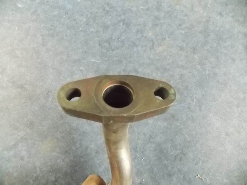 Supercharger oil return connection pipe-1