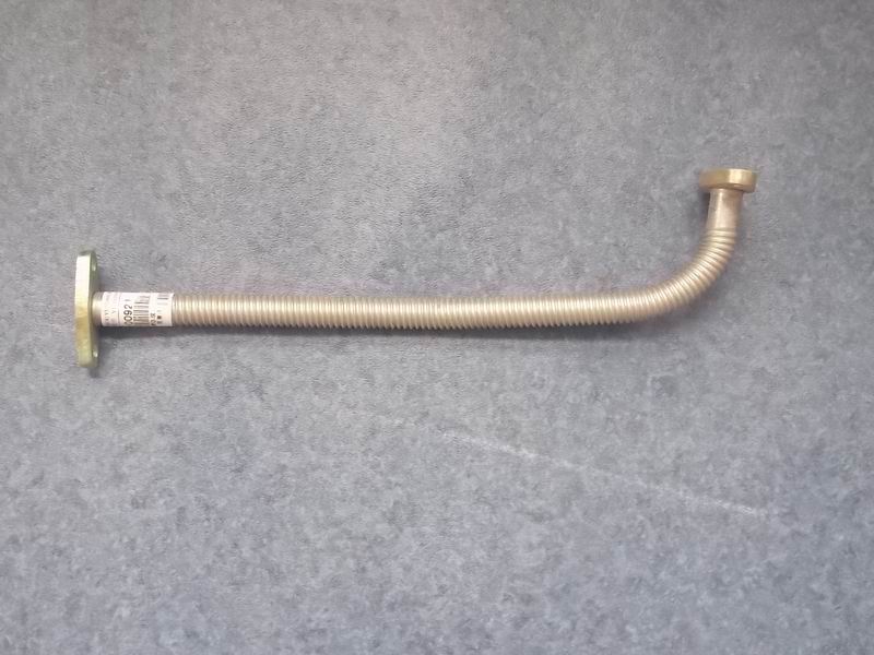 Supercharger return pipe assembly