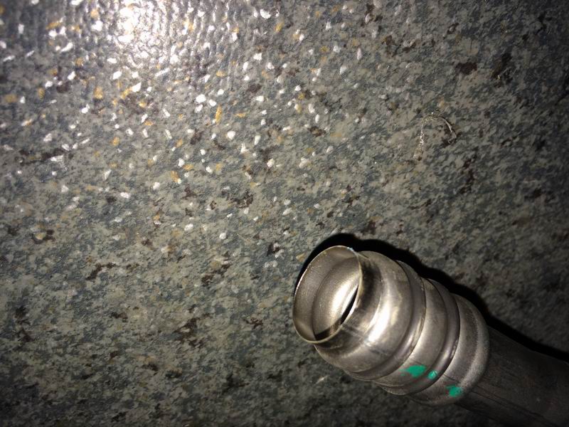 Supercharger oil return pipe-2