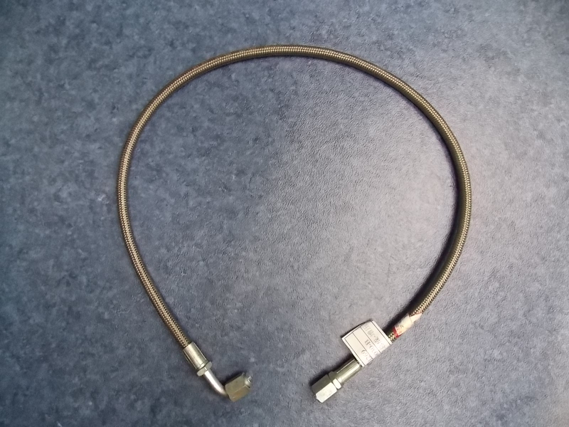 Впускной маслопровод в сборе (трубка выравнивания давления) — насос повышения давления