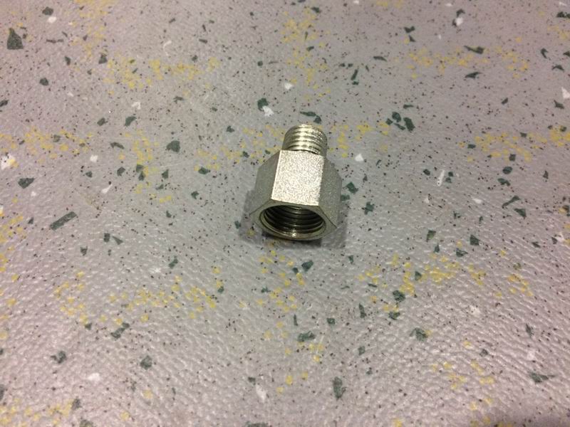 Supercharger oil inlet pipe joint-1