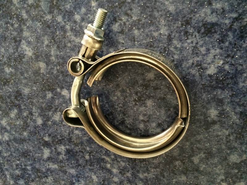 Supercharger air outlet connection pipe clamp-1