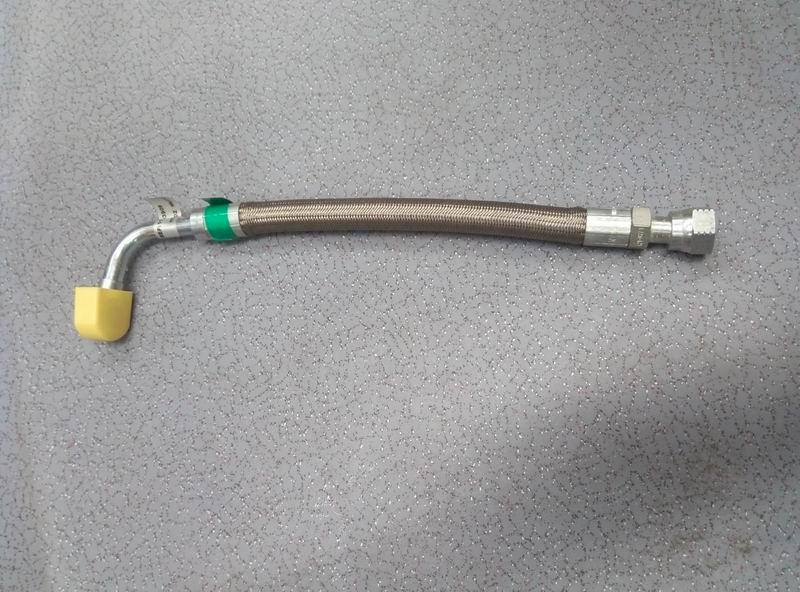 Supercharger outlet pipe