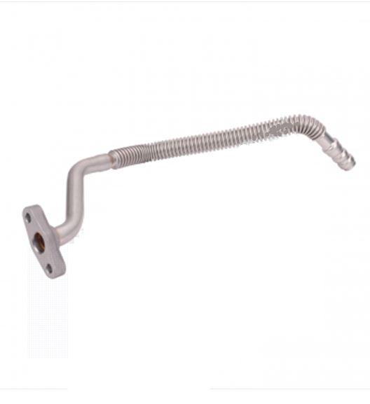 Supercharger oil return pipe